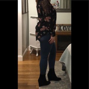 🌺Sheer floral blouse 🌺